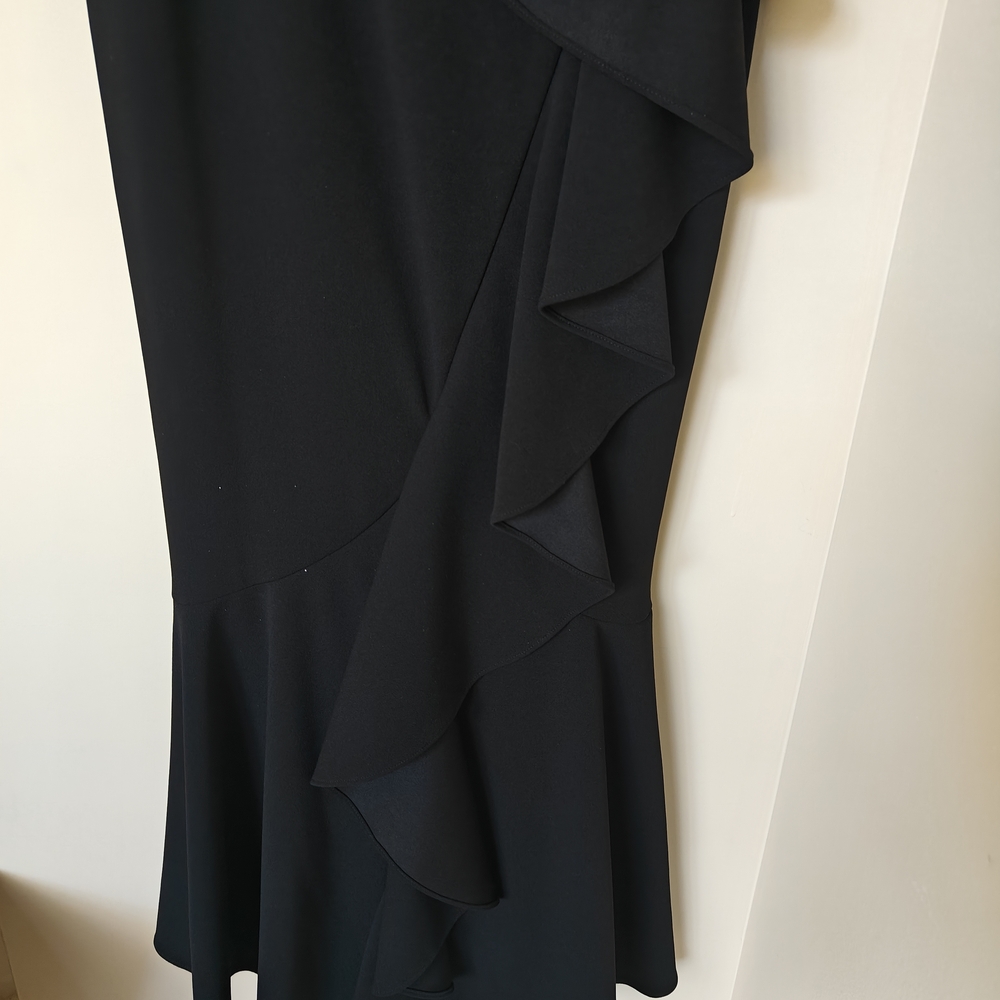 Betsy & Adam Ruffle Black Dress. - Picture 5 of 16